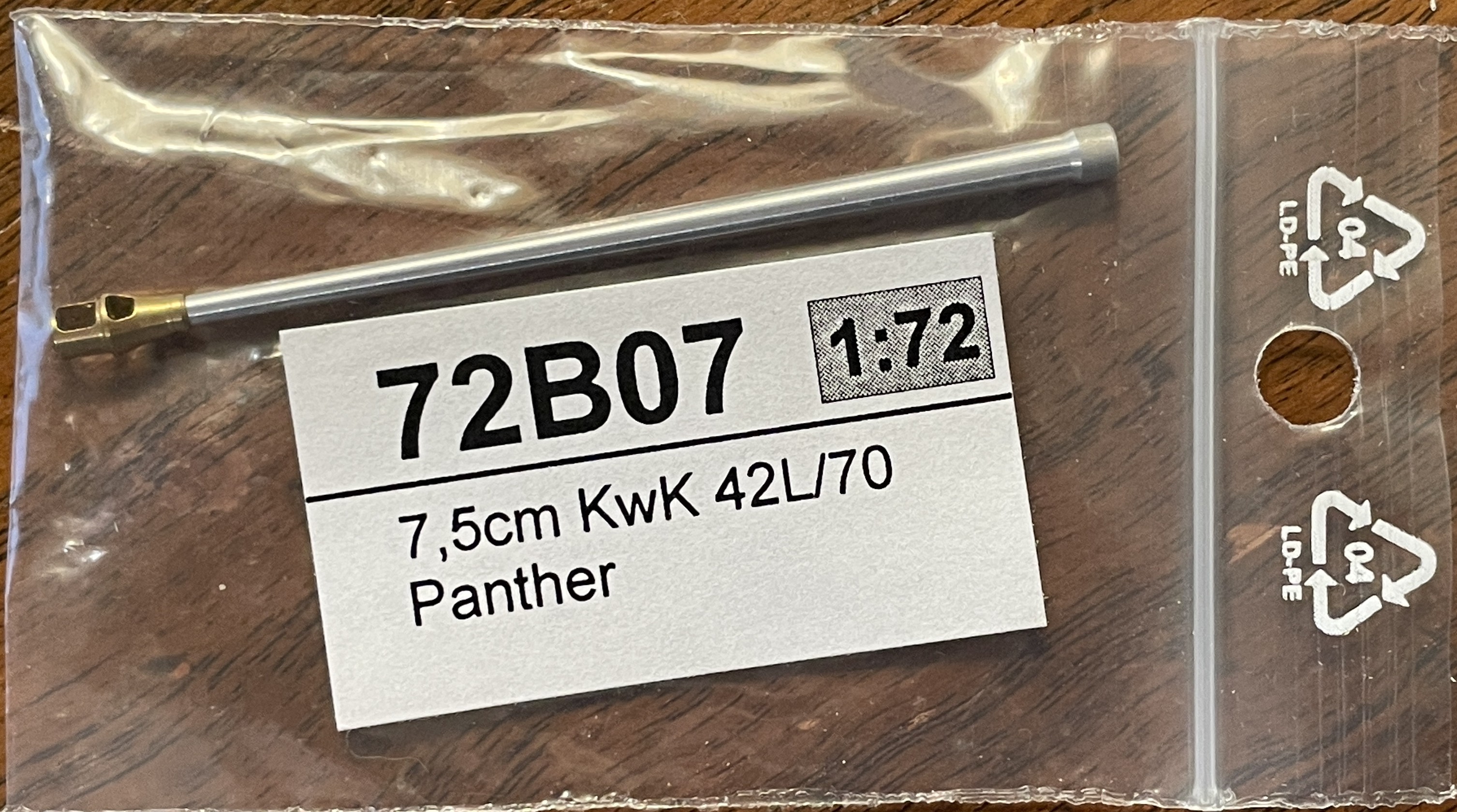 72B07 RB Model 7.5cm Panther barrel